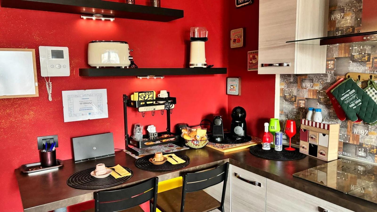 Creedhouse In The Historic Center Apartment Касамасима Екстериор снимка